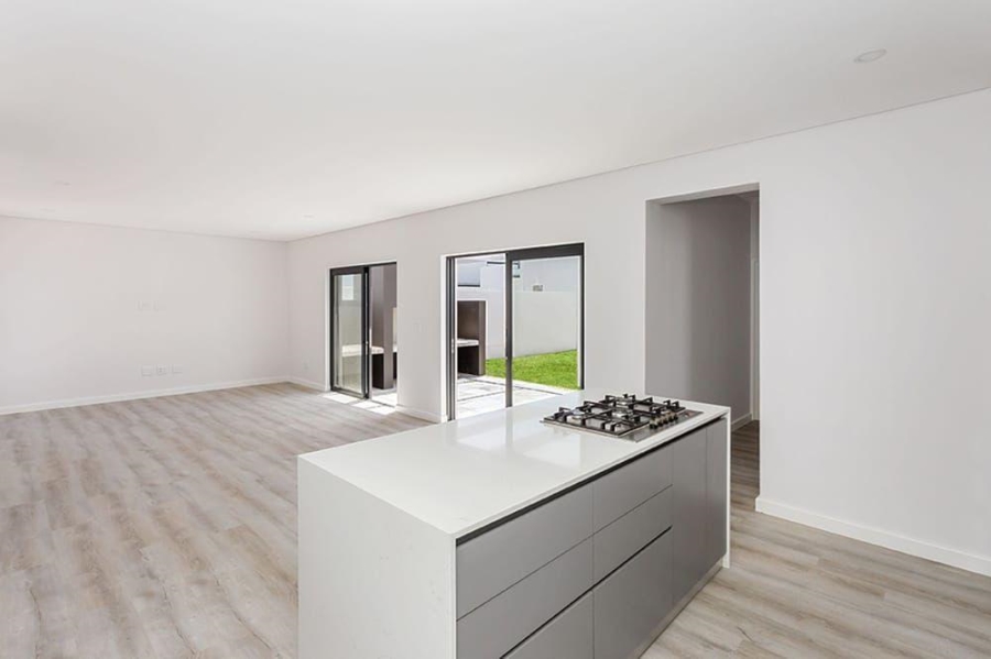 4 Bedroom Property for Sale in Sandown Western Cape